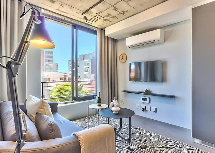 Remote Workers Work From Home Luxury! Secure, Wifi