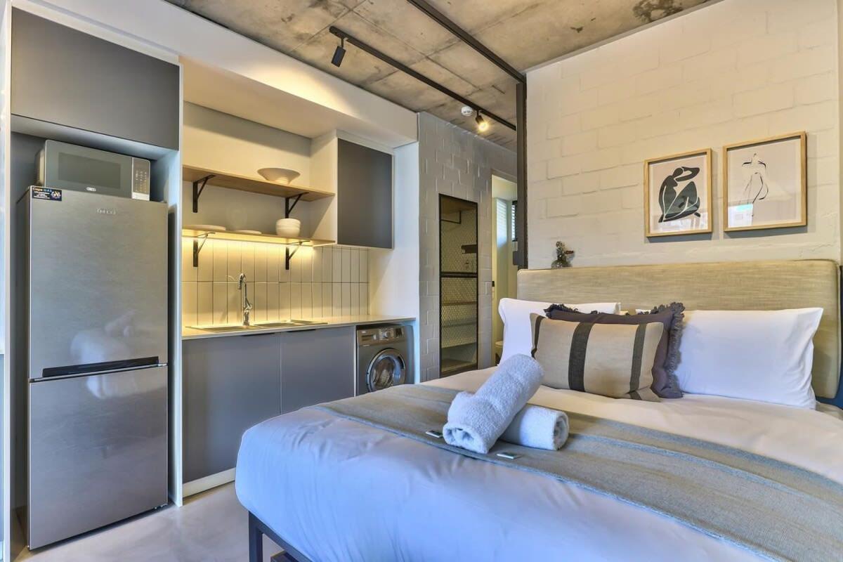 Apartment Remote Workers Work From Luxury! Secure, Wifi *